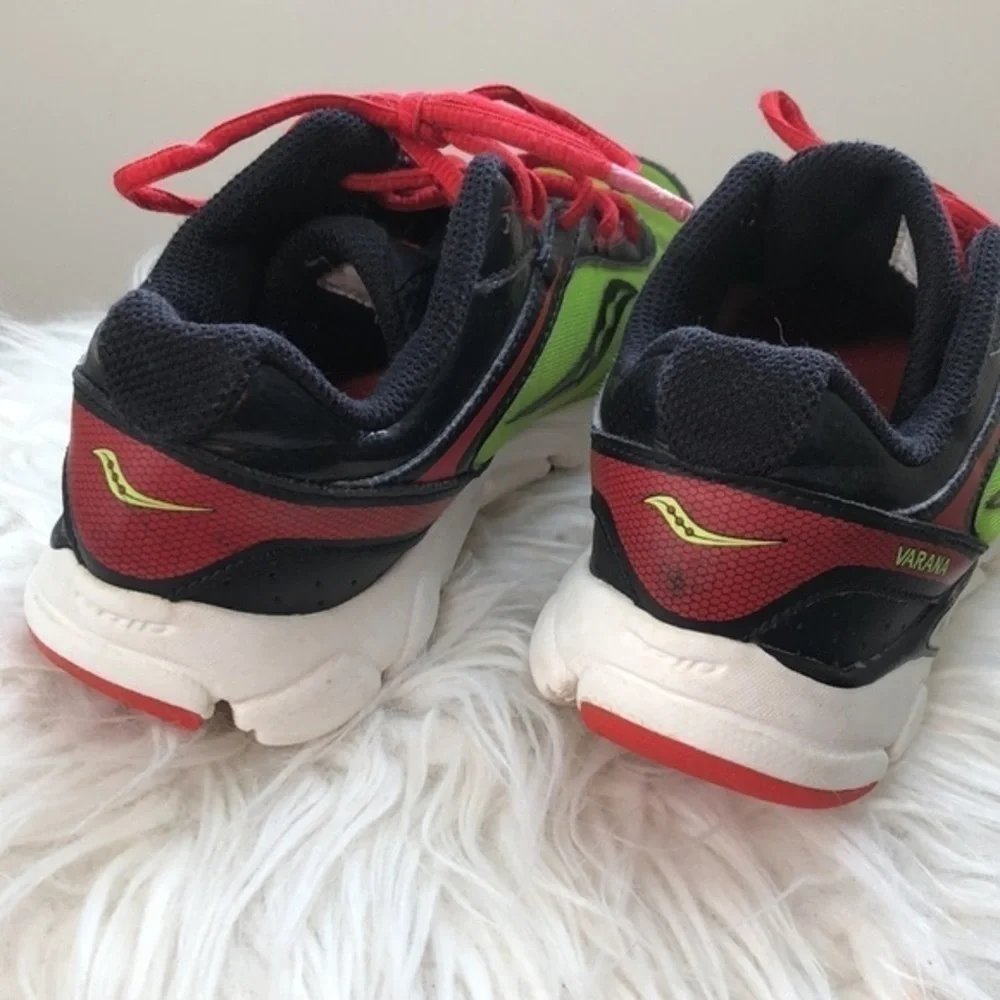 Saucony boys varana